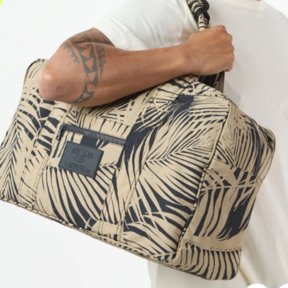 Aloha Collection  Keep It Light Weekender Areca  NWT - Picture 4 of 6